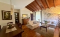 A Appiano Gentile Villa Bifamiliare  in Vendita