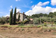 Rustico / Casale in Vendita a Soriano nel Cimino