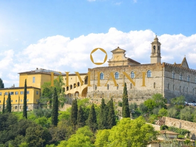 intera palazzina in vendita a Firenze in zona Centro Santa Maria Novella