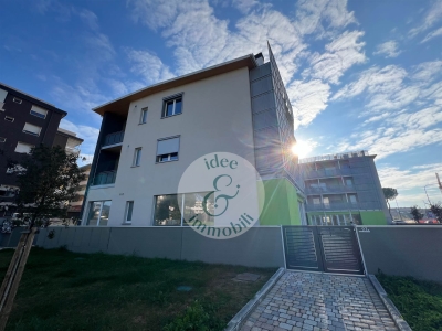 negozio in affitto a Sesto Fiorentino