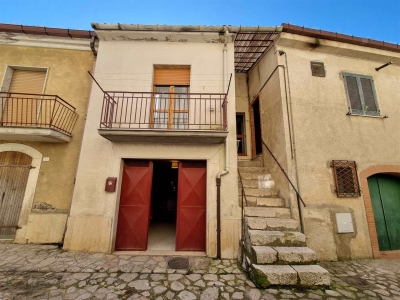 casa semindipendente in vendita a Parolise
