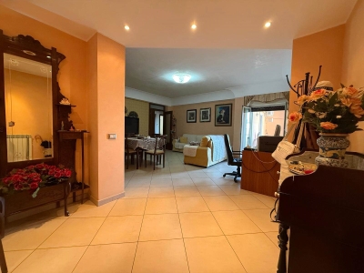 appartamento in vendita a Camporotondo Etneo