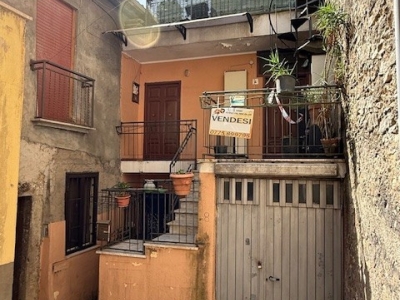 casa indipendente in vendita a Ferentino