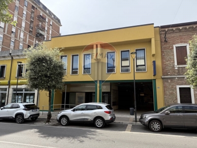 immagine annuncio 1 di 9