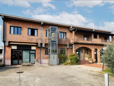 immagine annuncio 1 di 9