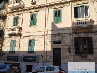 appartamento in vendita a Reggio di Calabria in zona Centro Storico