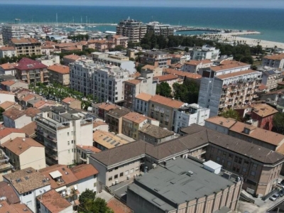 immagine annuncio 1 di 9