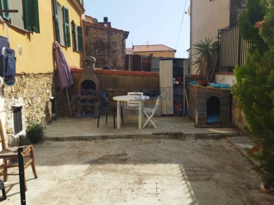 appartamento in vendita a Pompeiana