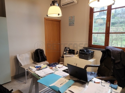 negozio in affitto a Santa Maria a Monte