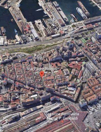 Attività / Licenza in Vendita a Napoli