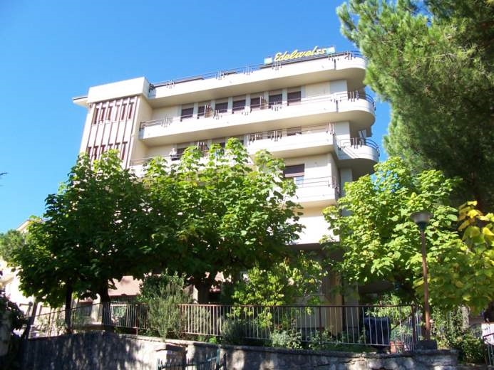 Albergo in Vendita a Chianciano Terme