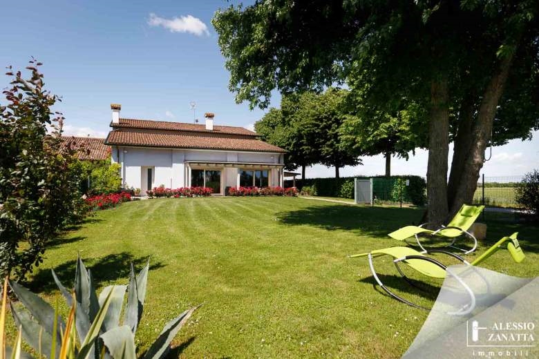 Villa in Vendita a Mogliano Veneto