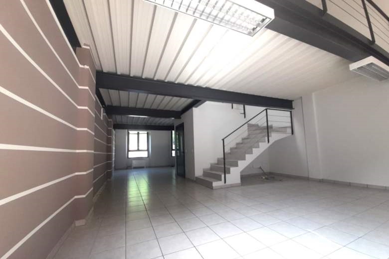 Ufficio / Studio in Affitto - 6+6 a Gardone Val Trompia