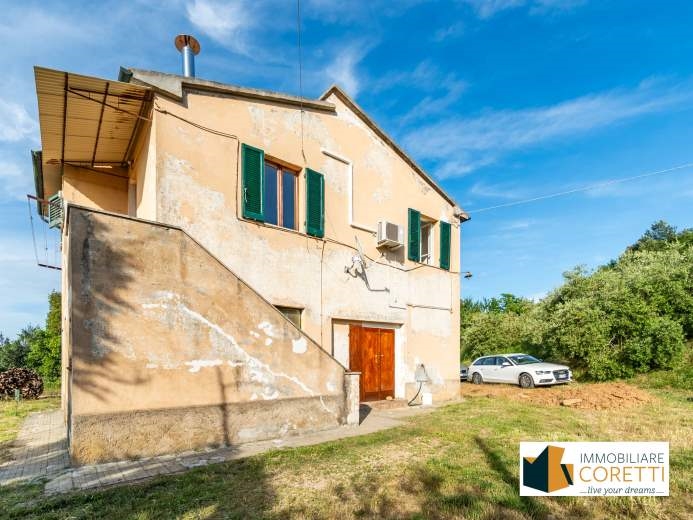Rustico / Casale in Vendita a Massa Marittima