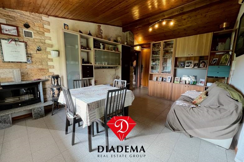 Appartamento in vendita a Oggiona con Santo Stefano, 3 locali, zona Zona: Santo Stefano, prezzo € 105.000 | CambioCasa.it