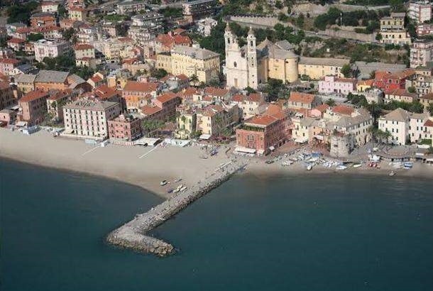 Quadrilocale in Vendita a Laigueglia