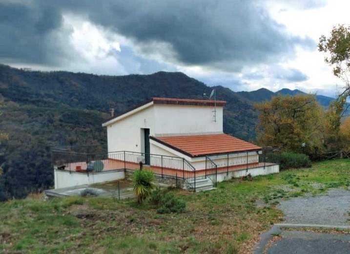 Villa in Vendita a Alassio