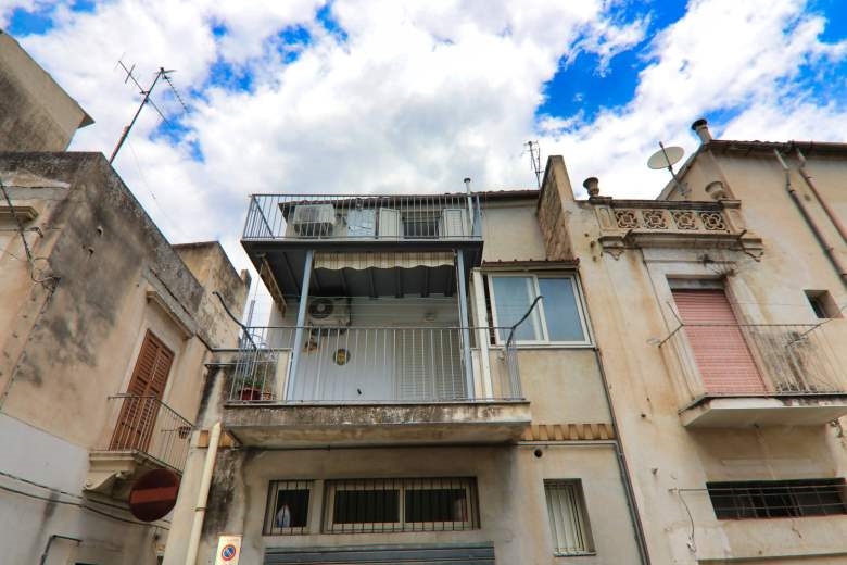 Appartamento in vendita a Scicli, 3 locali, zona Zona: Scicli, prezzo € 160.000 | CambioCasa.it