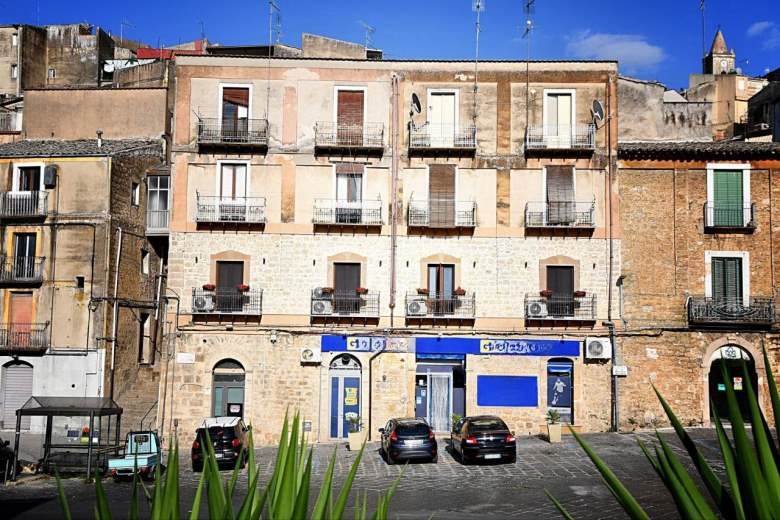 Appartamento in vendita a Piazza Armerina, 5 locali, prezzo € 260.000 | CambioCasa.it
