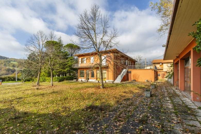 Albergo in Vendita a Sestino