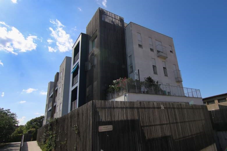 Appartamento in vendita a Brescia, 4 locali, prezzo € 540.000 | CambioCasa.it