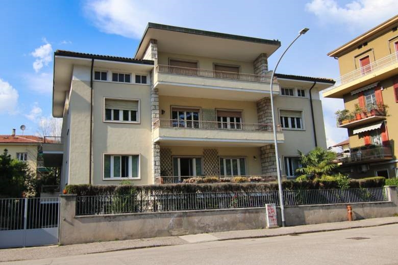 Appartamento in vendita a Rovereto, 6 locali, prezzo € 750.000 | CambioCasa.it