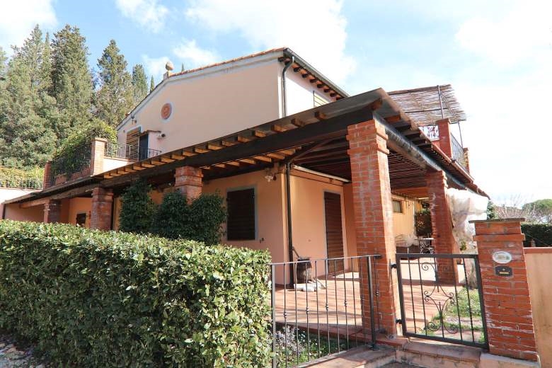 Appartamento in vendita a Sassetta, 2 locali, zona Località: sp Passo Bocca di Valle 30, prezzo € 180.000 | CambioCasa.it