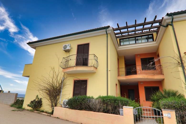 Appartamento in vendita a Valledoria, 2 locali, prezzo € 150.000 | CambioCasa.it