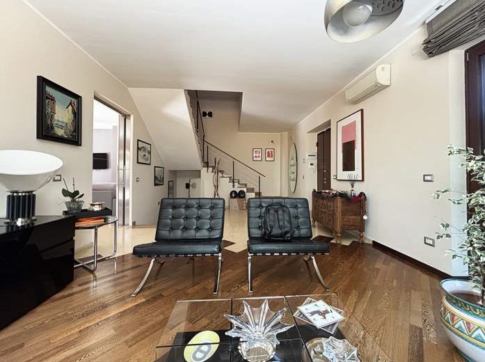 Villa a Schiera in Vendita a Caserta
