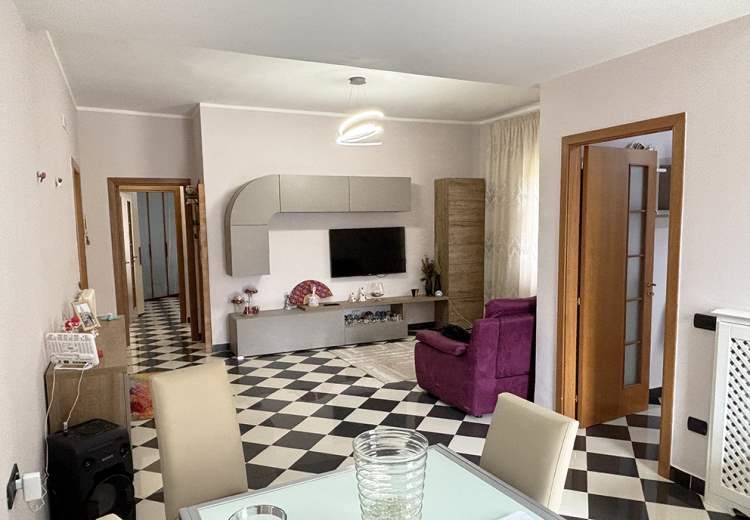 Trilocale in Vendita a Pozzuoli