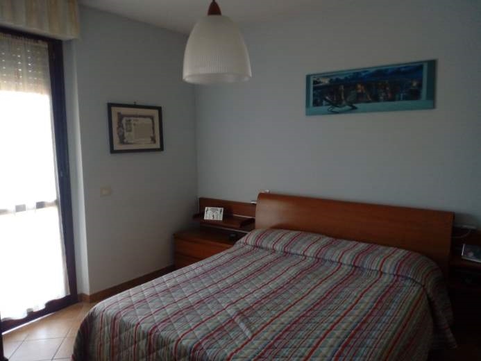 Appartamento in vendita a Monteroni d'Arbia, 5 locali, prezzo € 240.000 | CambioCasa.it