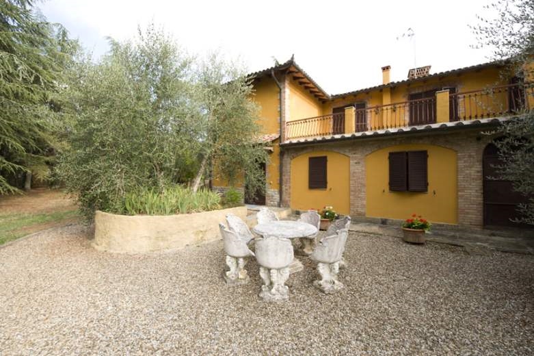 Villa in Vendita a Castelnuovo Berardenga