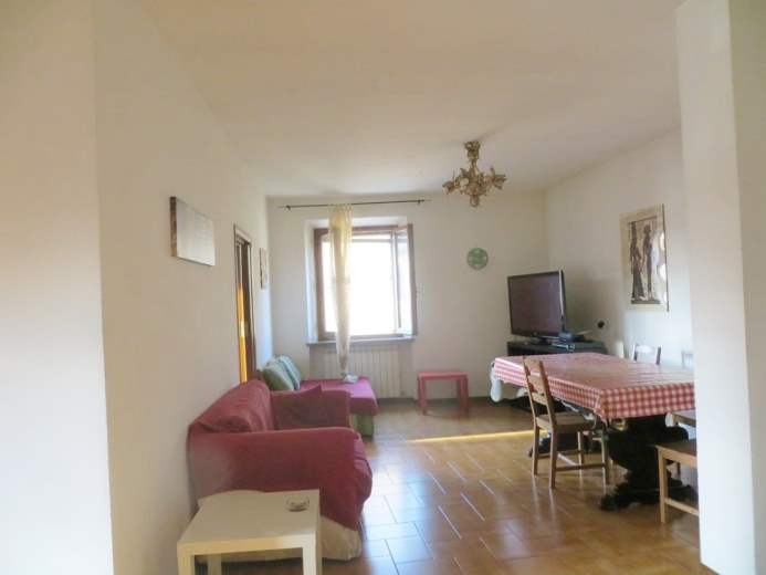 Appartamento in vendita a Monteroni d'Arbia, 4 locali, zona Località: Ponte a Tressa, prezzo € 180.000 | CambioCasa.it