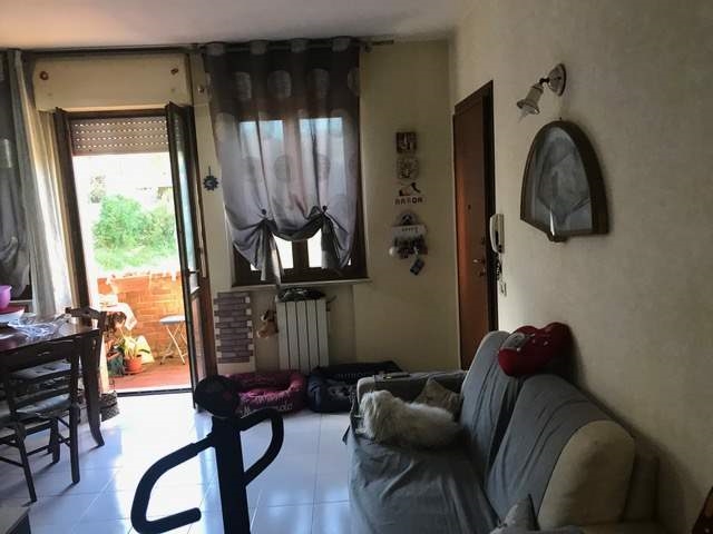 Appartamento in vendita a Castelnuovo Berardenga, 4 locali, zona Località: Quercegrossa, prezzo € 190.000 | CambioCasa.it