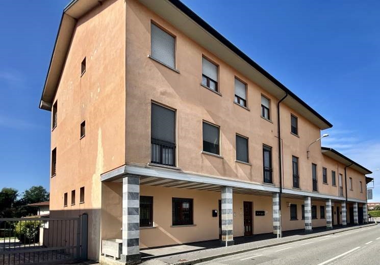 Appartamento in vendita a Fornovo San Giovanni, 2 locali, prezzo € 59.000 | CambioCasa.it