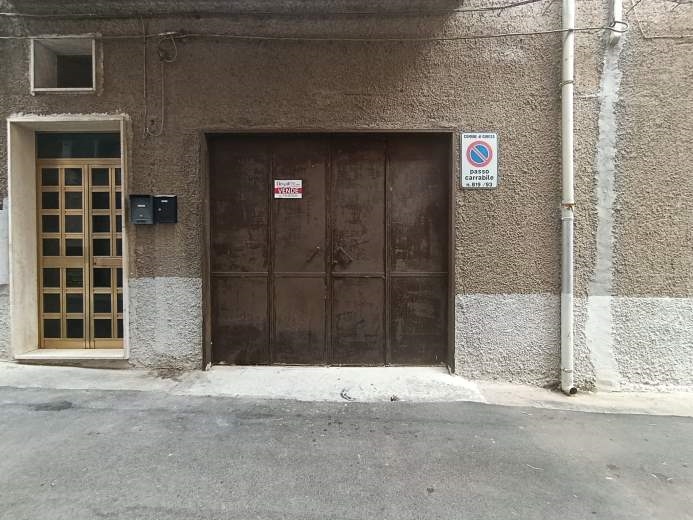 Box / Garage in Vendita a Ginosa