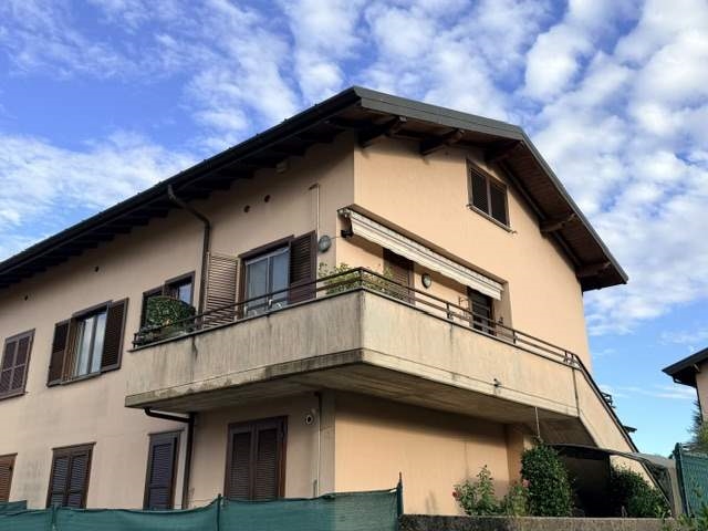Quadrilocale in Vendita a Oltrona di San Mamette
