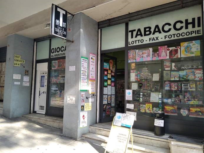 Tabacchi / Ricevitoria in Vendita a Genova