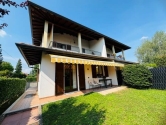 Villa Bifamiliare in vendita a Olgiate Comasco, 4 locali, prezzo € 370.000 | PortaleAgenzieImmobiliari.it