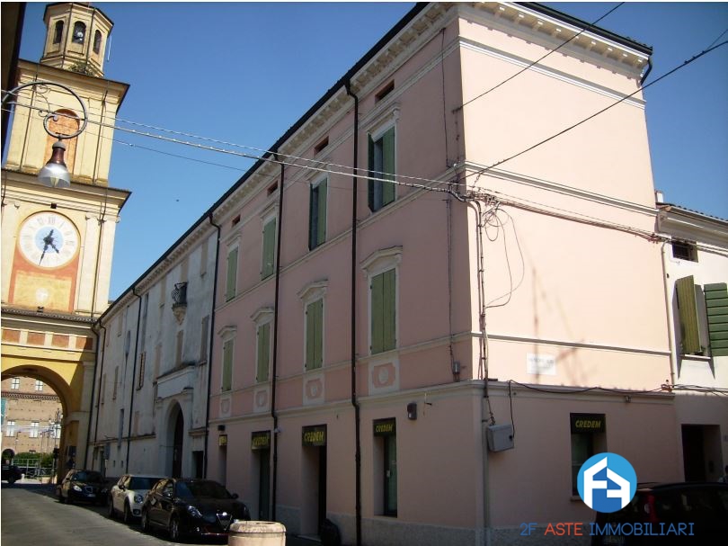 Appartamento in vendita a Gualtieri, 5 locali, prezzo € 24.000 | PortaleAgenzieImmobiliari.it