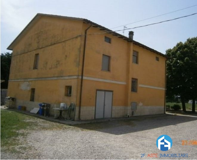 Rustico / Casale in vendita a San Prospero, 11 locali, prezzo € 226.125 | PortaleAgenzieImmobiliari.it