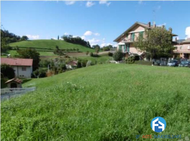 Terreno Edificabile Residenziale in vendita a Castelnovo ne' Monti, 9999 locali, prezzo € 25.500 | PortaleAgenzieImmobiliari.it