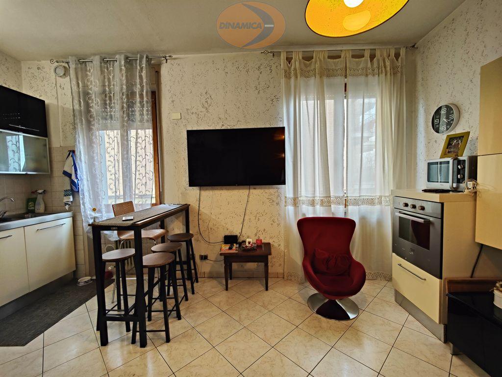 Appartamento in vendita a Casatenovo, 3 locali, zona Località: Residenziale, prezzo € 109.000 | PortaleAgenzieImmobiliari.it