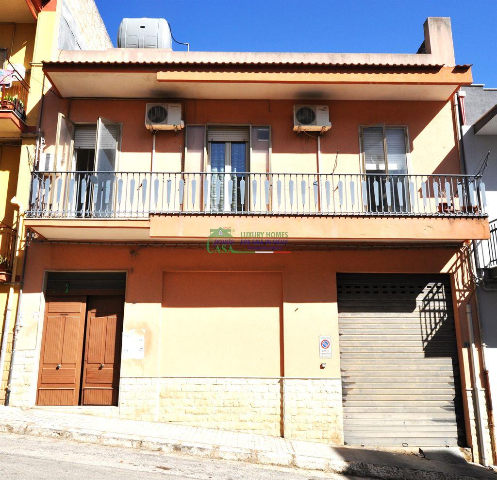 Soluzione Indipendente in vendita a Ragusa, 5 locali, zona Località: RICOVERO DEI VECCHI, prezzo € 149.000 | PortaleAgenzieImmobiliari.it