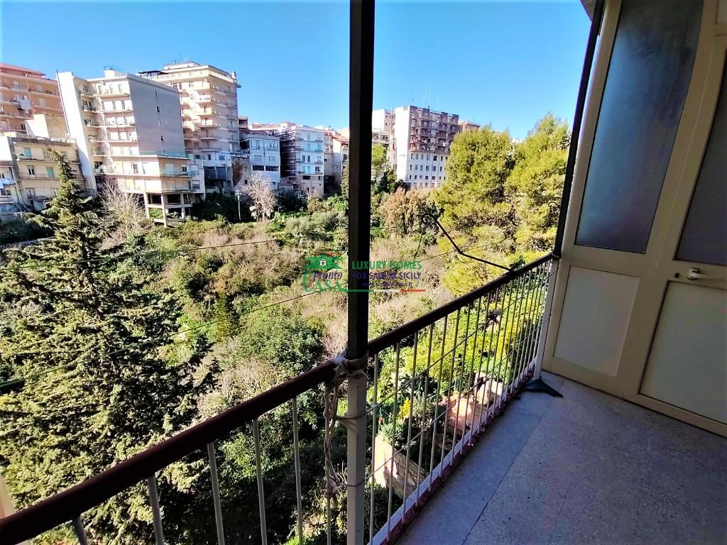 Appartamento in vendita a Ragusa, 4 locali, zona Località: VIA F. TURATI, prezzo € 55.000 | PortaleAgenzieImmobiliari.it