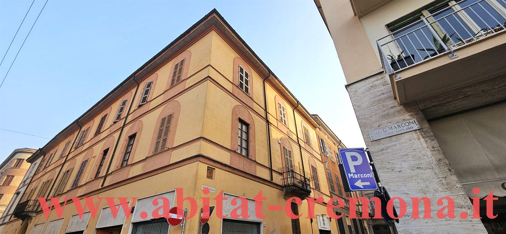 Appartamento in vendita a Cremona, 4 locali, zona Località: Duomo!, prezzo € 180.000 | PortaleAgenzieImmobiliari.it