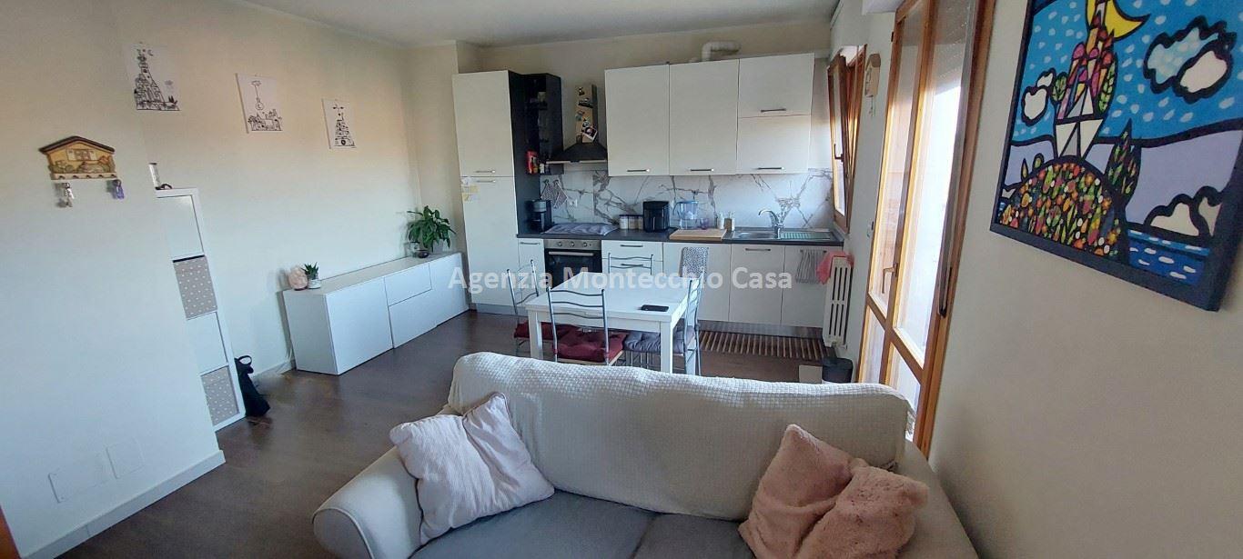 Appartamento in vendita a Vallefoglia, 4 locali, prezzo € 135.000 | PortaleAgenzieImmobiliari.it