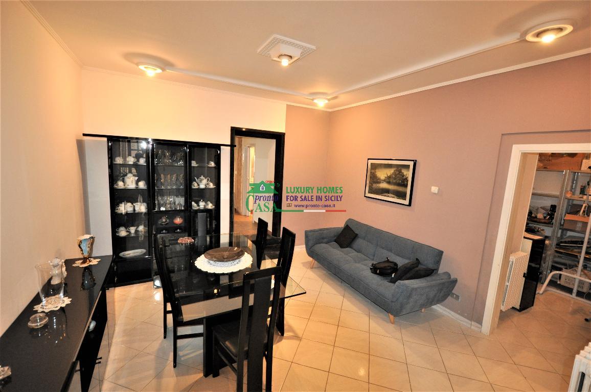 Appartamento in affitto a Ragusa, 3 locali, zona Località: PIAZZA STAZIONE, prezzo € 350 | PortaleAgenzieImmobiliari.it
