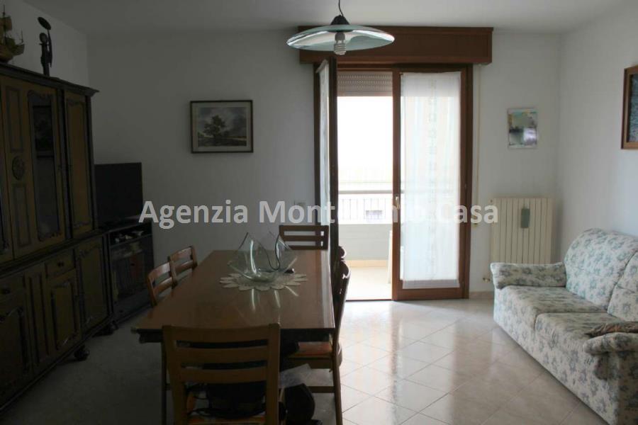 Appartamento in vendita a Montelabbate, 12 locali, prezzo € 265.000 | PortaleAgenzieImmobiliari.it
