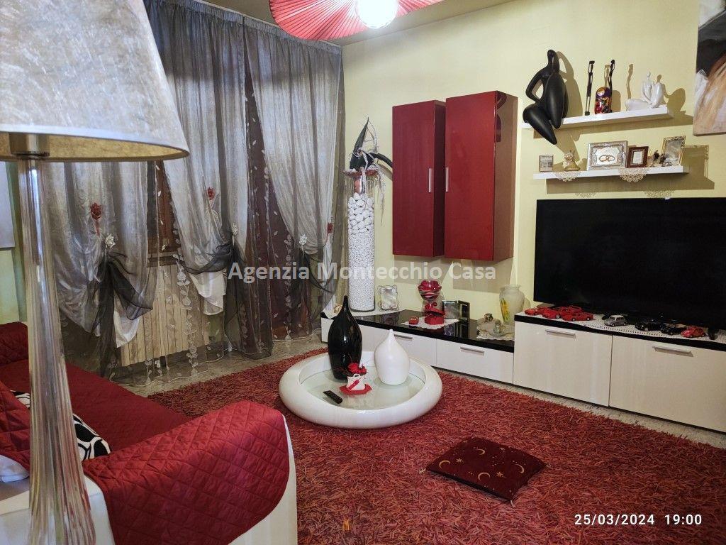 Appartamento in vendita a Montecalvo in Foglia, 5 locali, prezzo € 165.000 | PortaleAgenzieImmobiliari.it